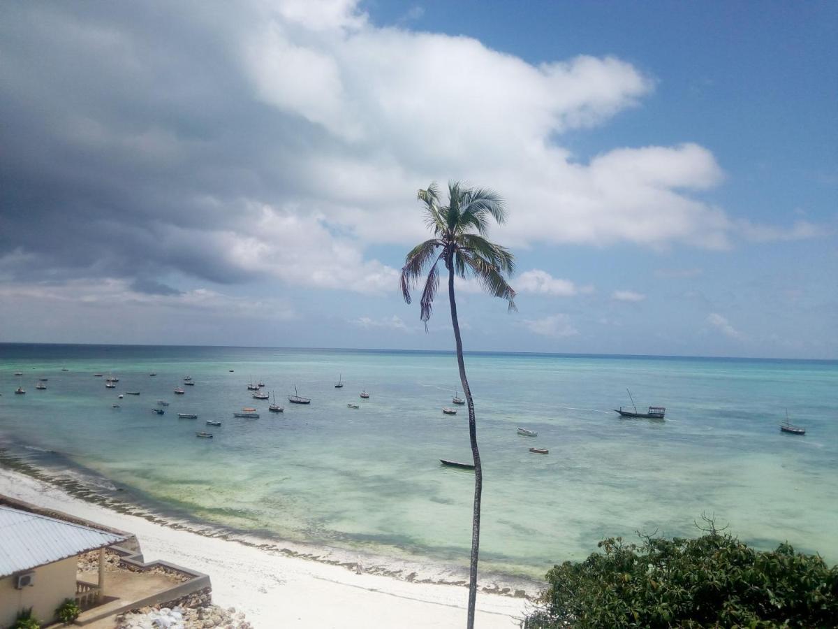 Zaina'S Beach House Nungwi Exterior photo